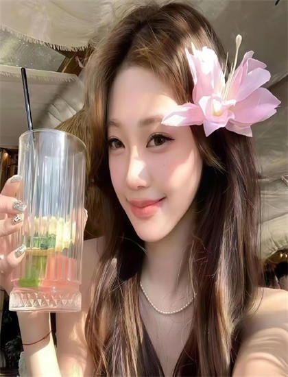 必看：2026暑期档《小罗伊伍德：孤独的花》：市场表现分析